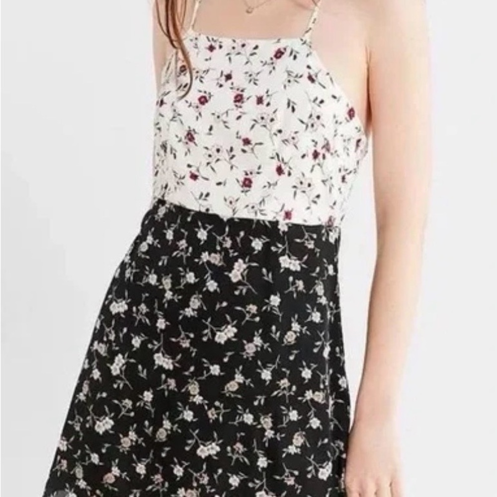 Honey Punch Black & White Floral Dress with matching bandana